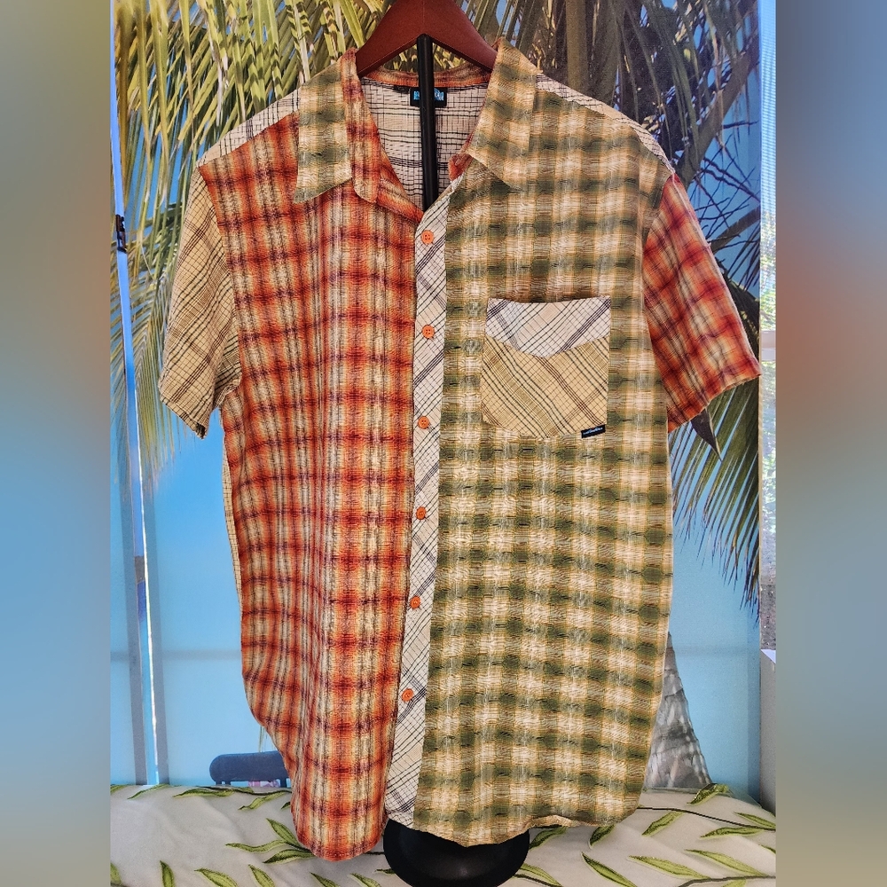 Kavu Red and Green Casual Button Down Shirt